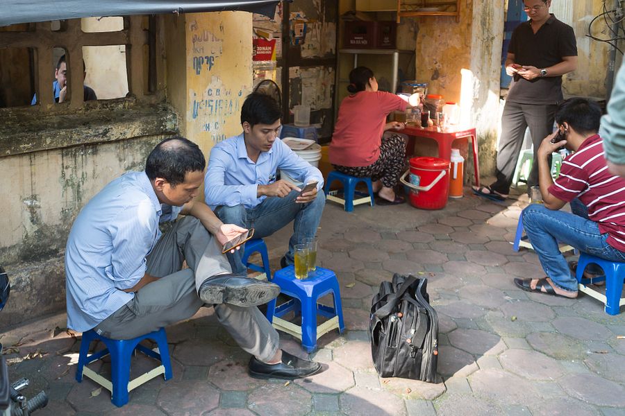 In 2017, 53% of Vietnamese Owned at Least a Smartphone, Compared to 35% in 2015: Report