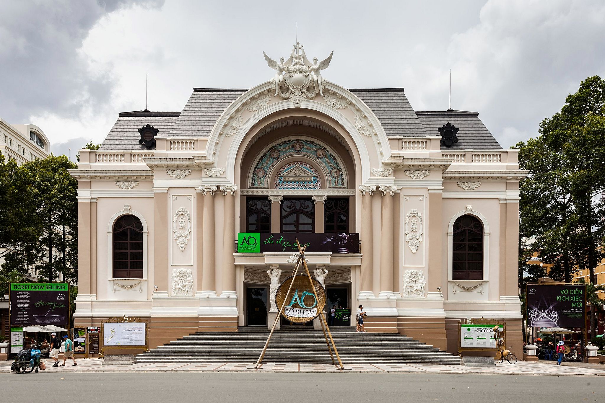 Saigon Opera House Entrance Fee