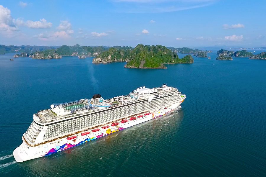 Ha Long Bay Will Open New Harbor to Welcome Luxury Cruise Ships This Month