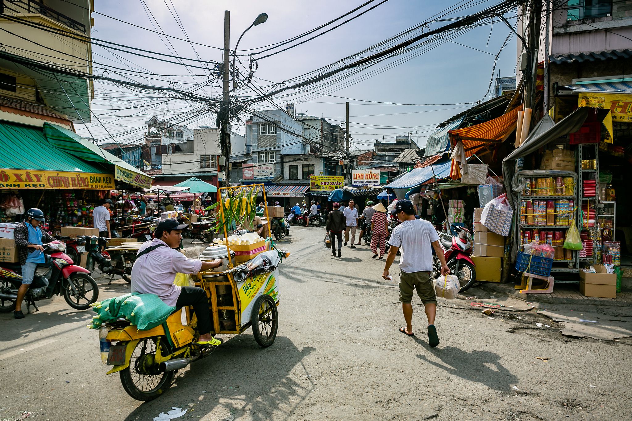 [Photos] What's Inside Beloved Binh Tay Market's Glorious Comeback ...