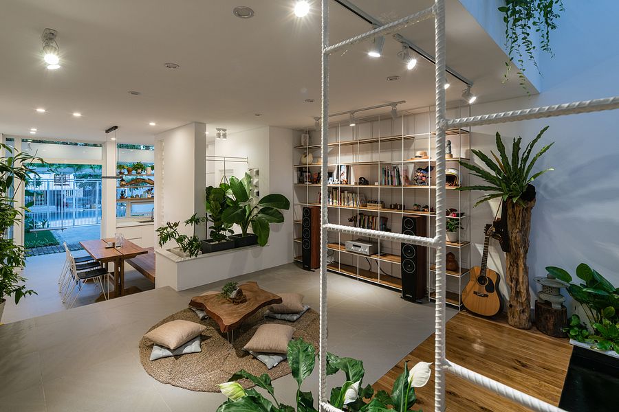 [Photos] An Open, Airy Home in Da Nang to Ward off Past Claustrophobia