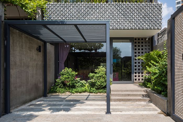 [Photos] Spicing up the Typical Saigon Tube House With Geometry and ...