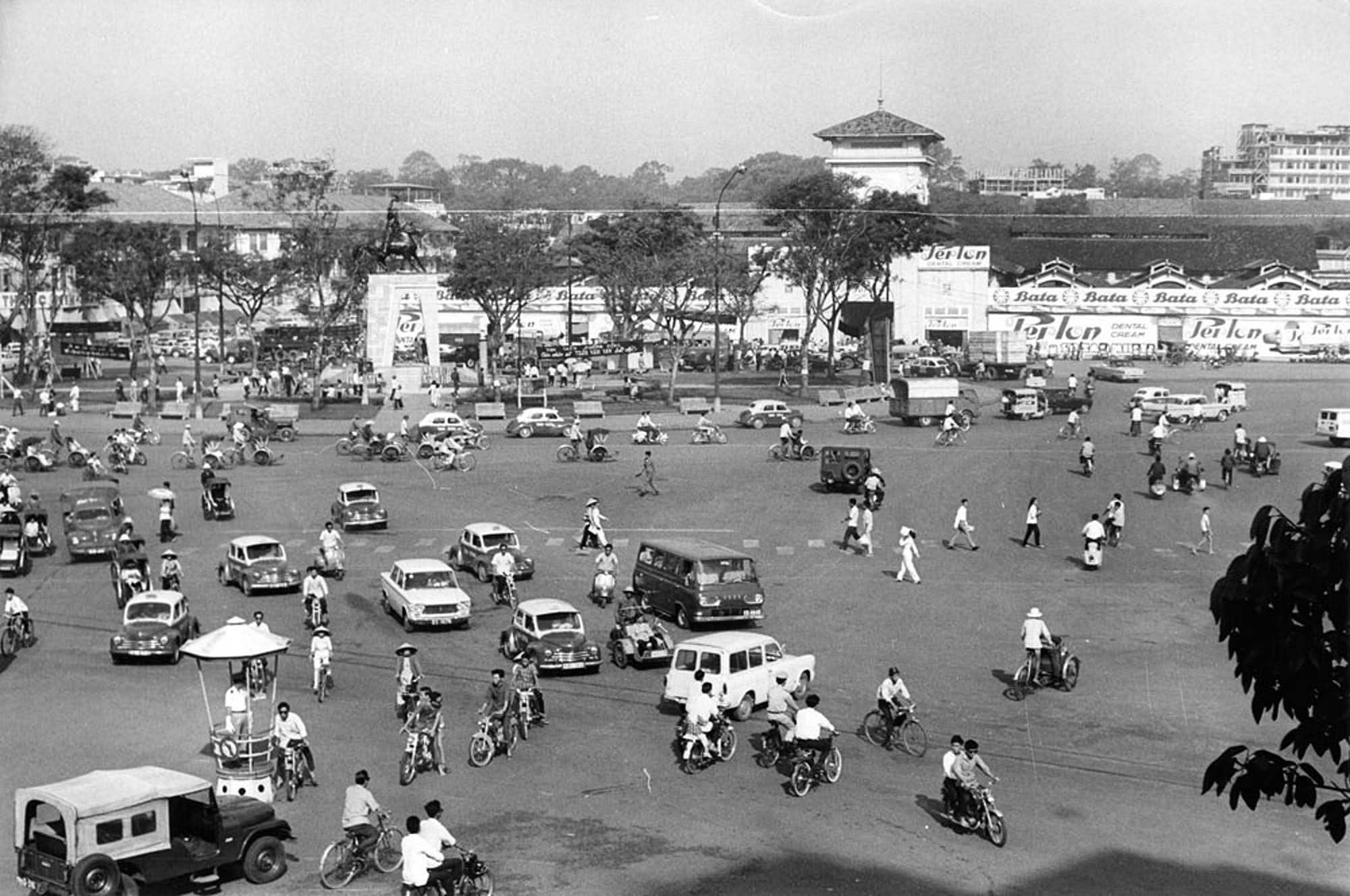 quảng trường ở tp hồ chí minh - Những con đường và quảng trường nổi tiếng ở Sài Gòn