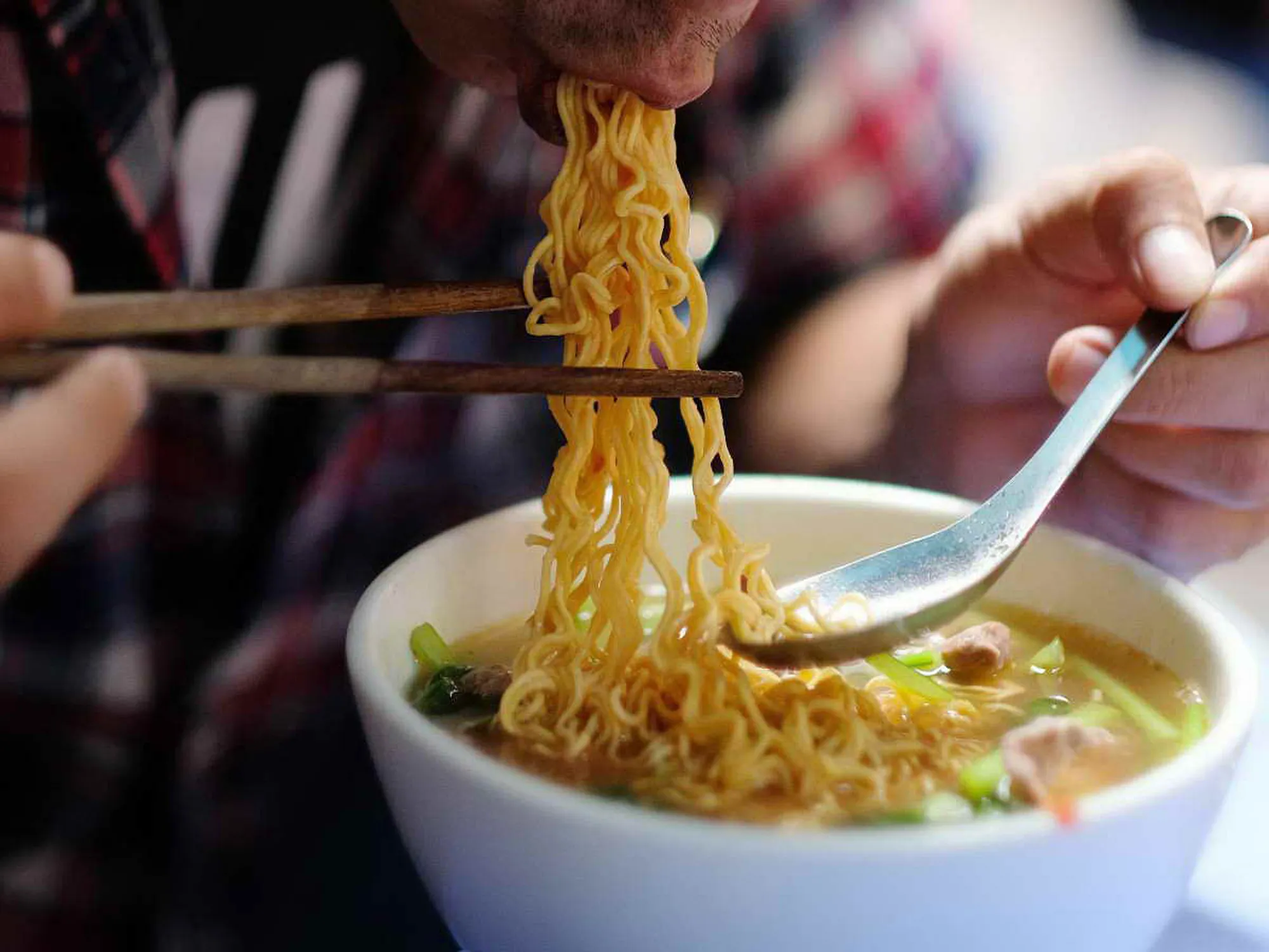 https://media.urbanistnetwork.com/saigoneer/article-images/2022/07/06/noodles0.webp