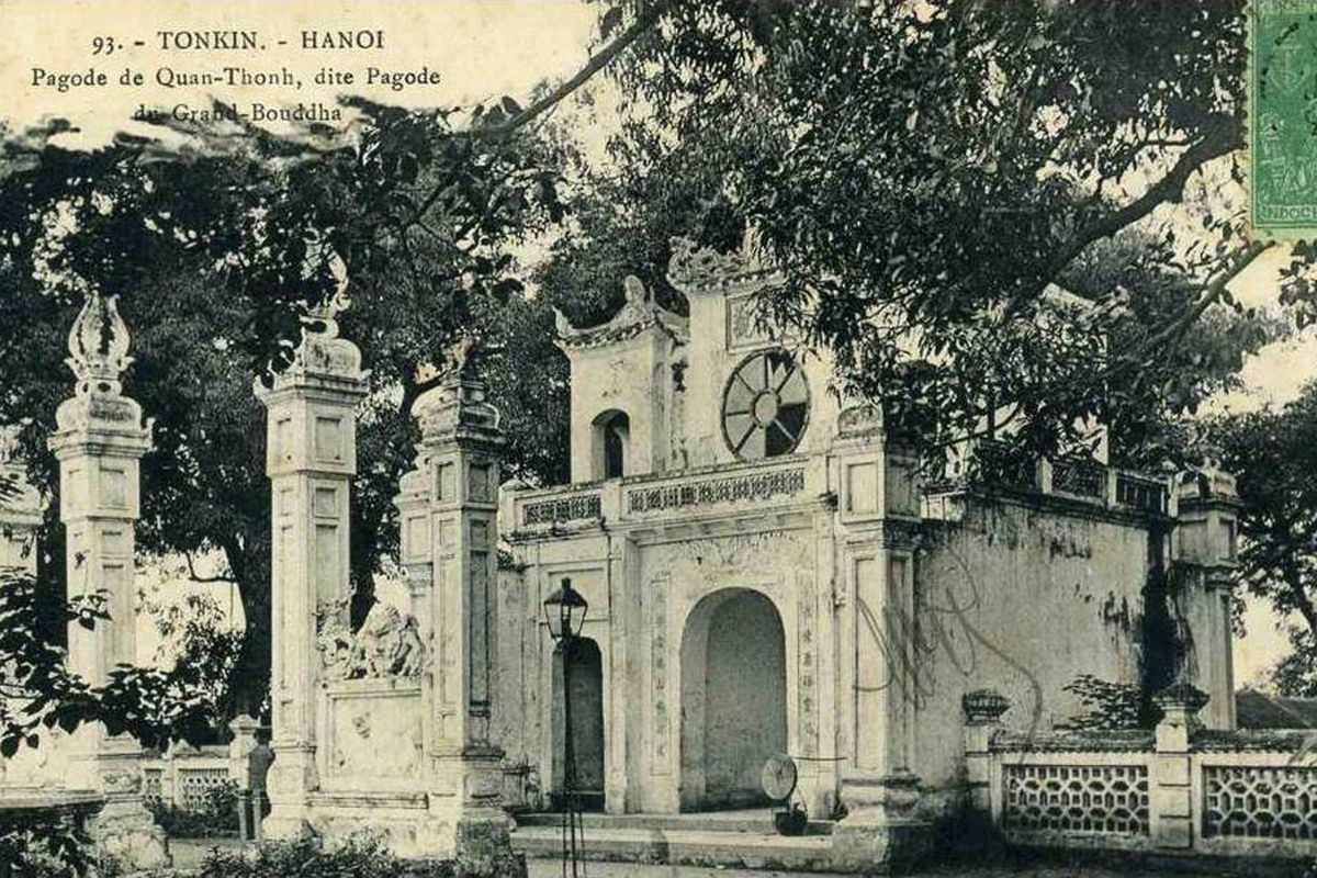 [Photos] A Visit to Hanoi's 1,000-Year-Old Taoist Temple - Saigoneer