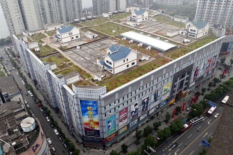 Chinese Developer Builds Villas On Shopping Mall Roof Saigoneer