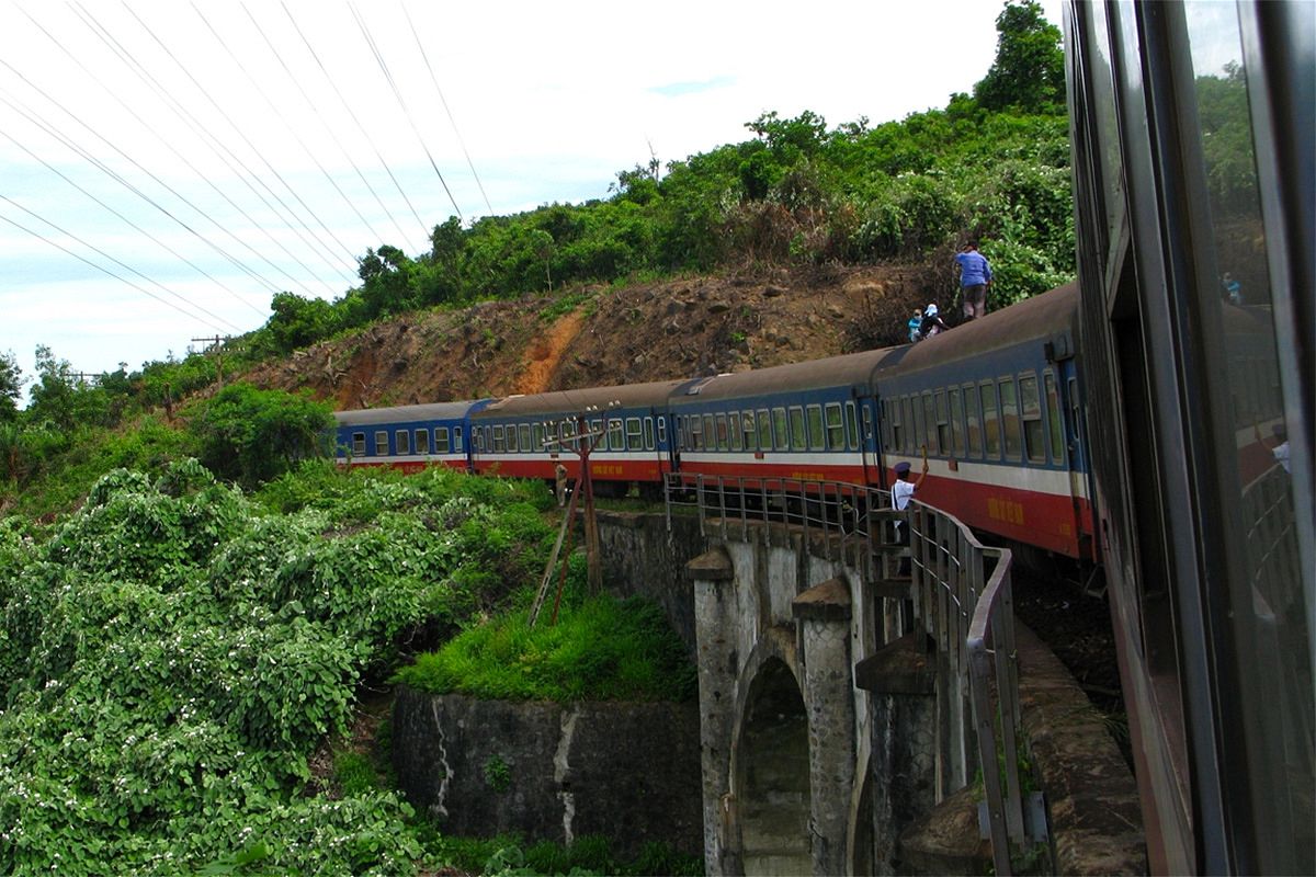 Railway system in Vietnam | Saigoneer.com