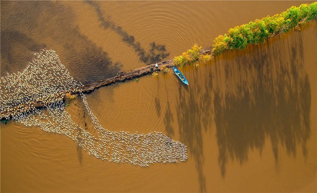 [photos] These Striking Drone Shots Of Vietnam From Above Will Take