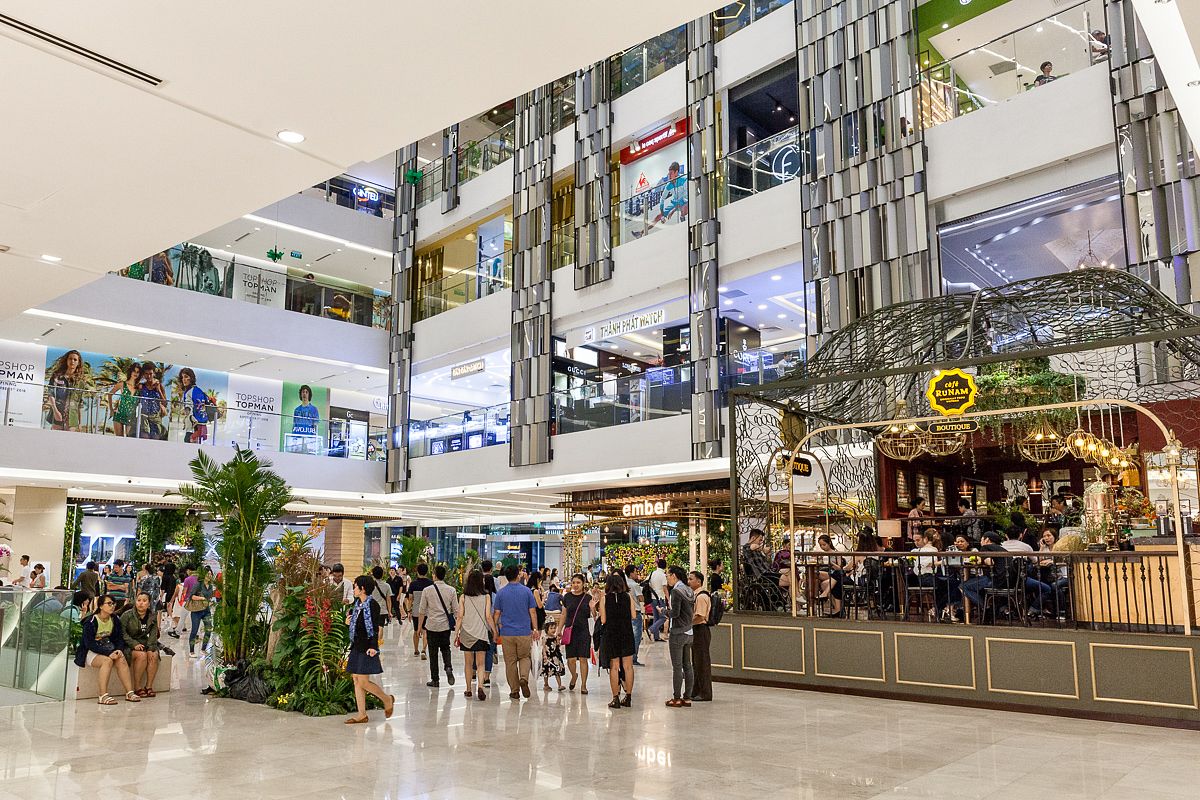 For Japanese Retailers, Saigon Center Opening a Sign of Good Things to ...