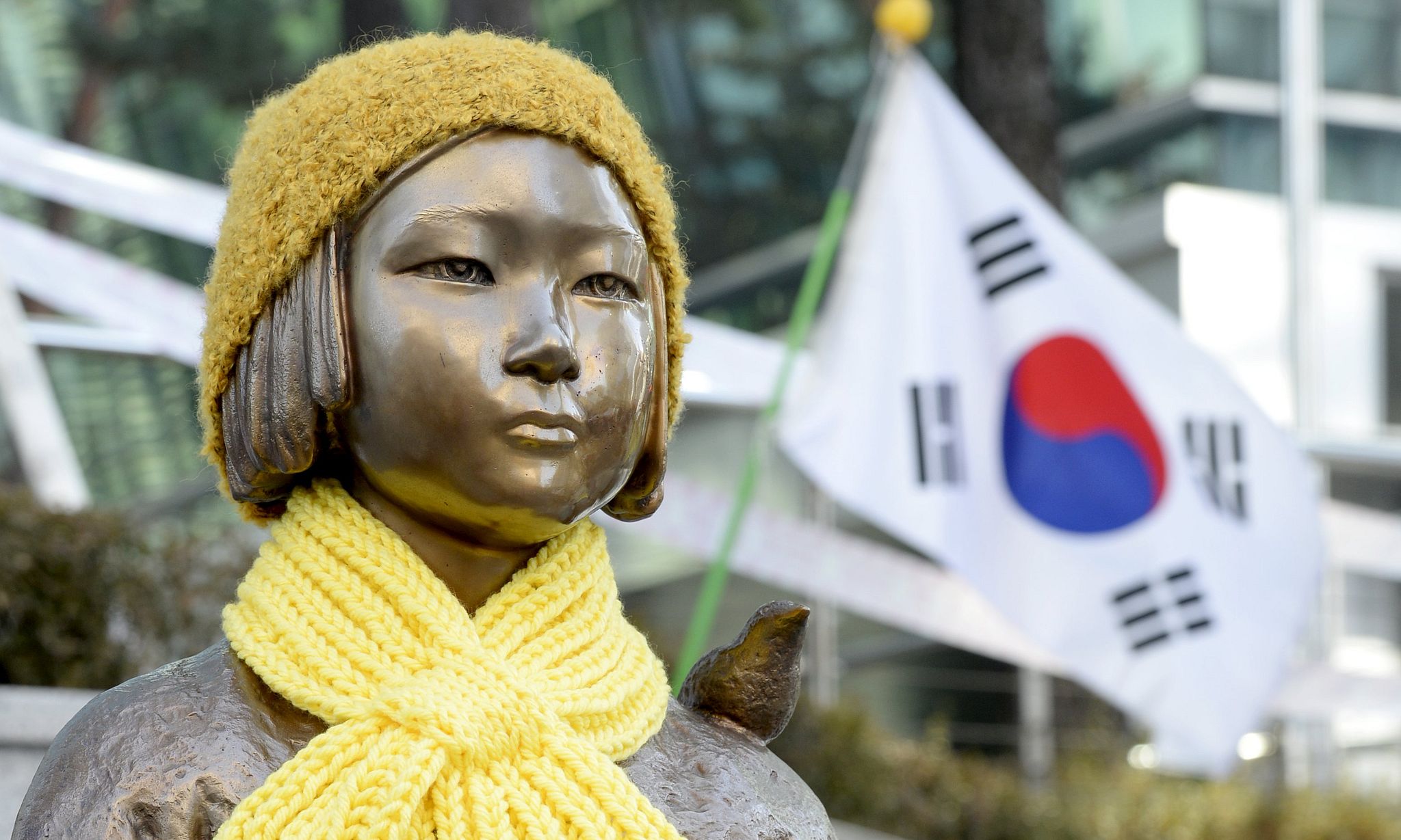 South Korean 'Comfort Women' Are Not Happy About Japan's Lat...