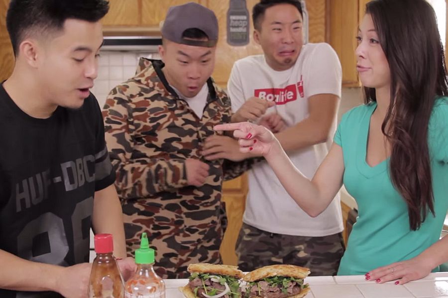 [Video] This Is How You Make A Phở Burger