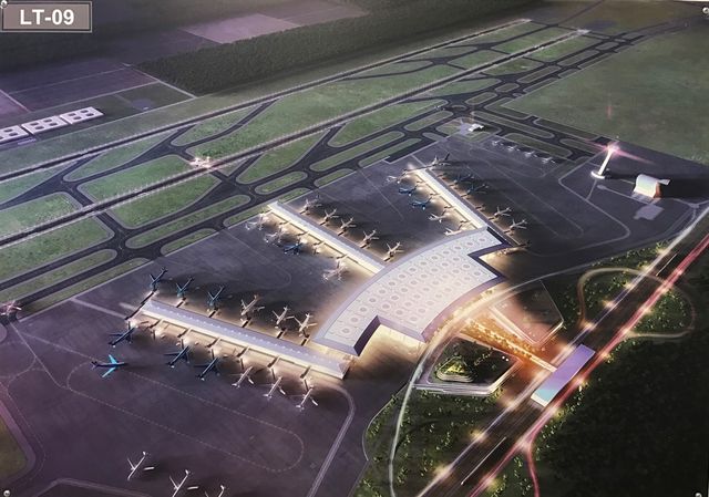 [Photos] Hanoi Displays Possible Designs for Long Thanh Airport - Saigoneer