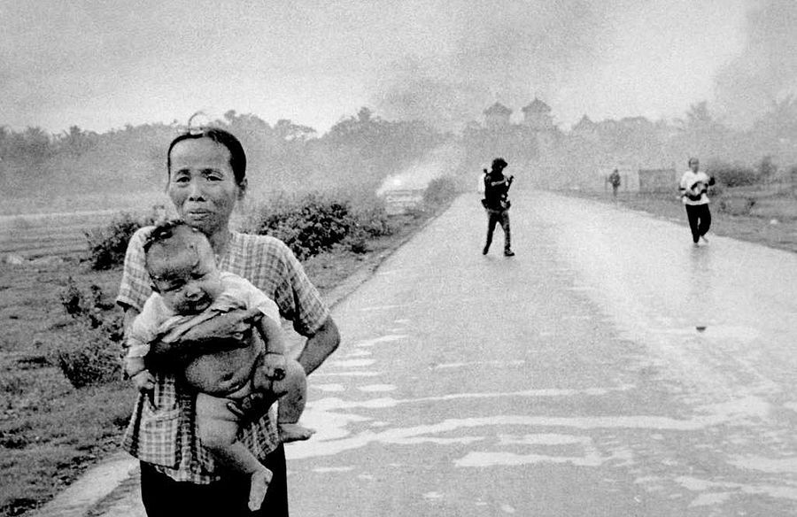 Nick Ut, Pulitzer Prize-Winning Photojournalist, Retires This Month ...