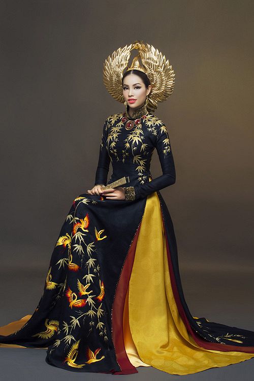 Photos] A Sneak Peek at Miss Universe Vietnam's Stunning Áo Dài