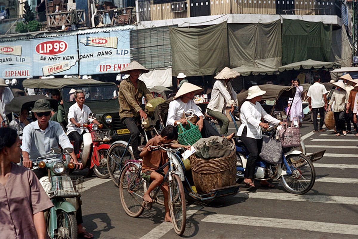 [Photos] Life in 1973 Saigon - Part 1 - Saigoneer