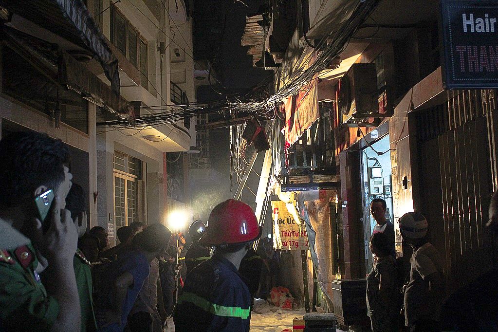 Fire Destroys House on Bui Vien, Centuries-Old Pagoda in Hanoi - Saigoneer