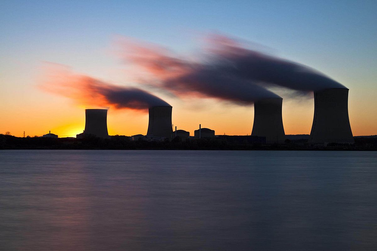 Энергетика аргентины. Тепловые электростанции Южной Кореи. Nuclear industry PNG. Radiatii.