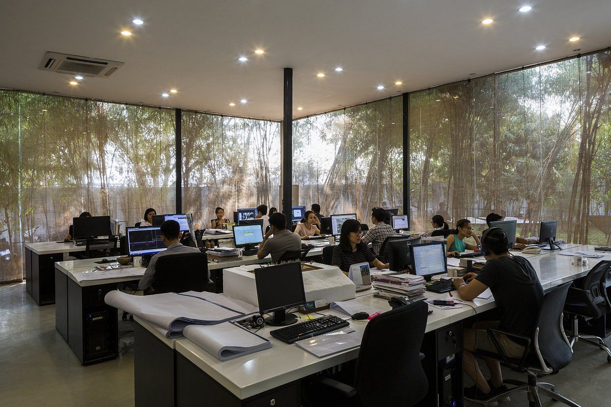 Photos] MIA Design Studio's Dream Office Erases Boundary Between Interior  and Exterior - Saigoneer