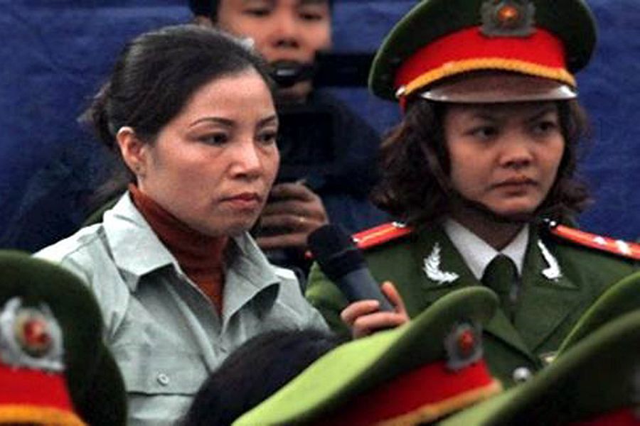 Female Prisoner Inseminates Herself to Avoid Death Sentence