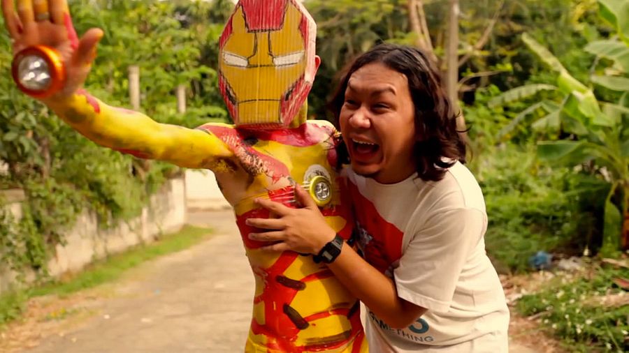 Incredible Thai Version of the Iron Man 3 Trailer