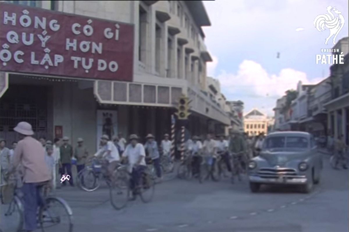 [Video] Take a Stroll on Hanoi Streets in 1974 - Saigoneer