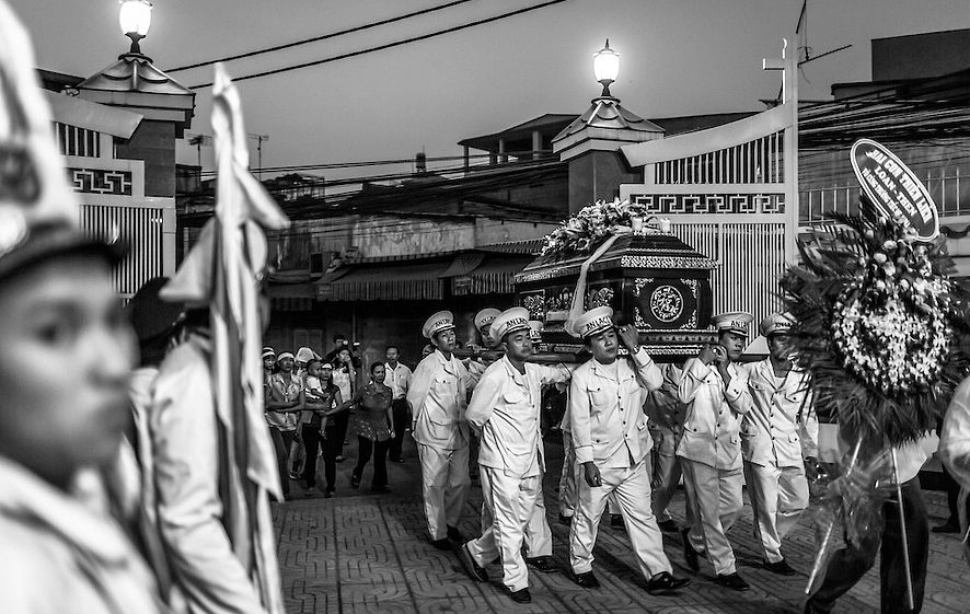 A Brief Look at Catholic Funeral Rites in Saigon - Saigoneer