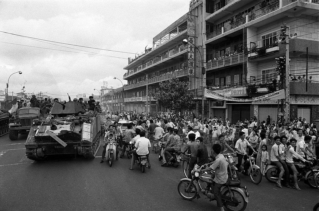 [Photos] 30 Images of 1975 Saigon - Saigoneer