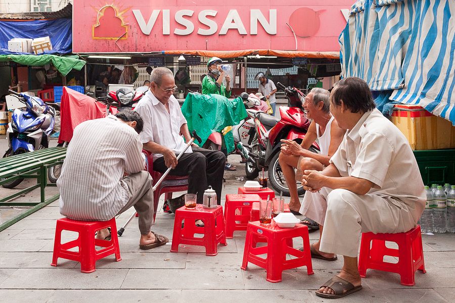 Weekend News Roundup: Hanoi Revives Plan to Ban Motorbikes in Uphill Battle Against Congestion