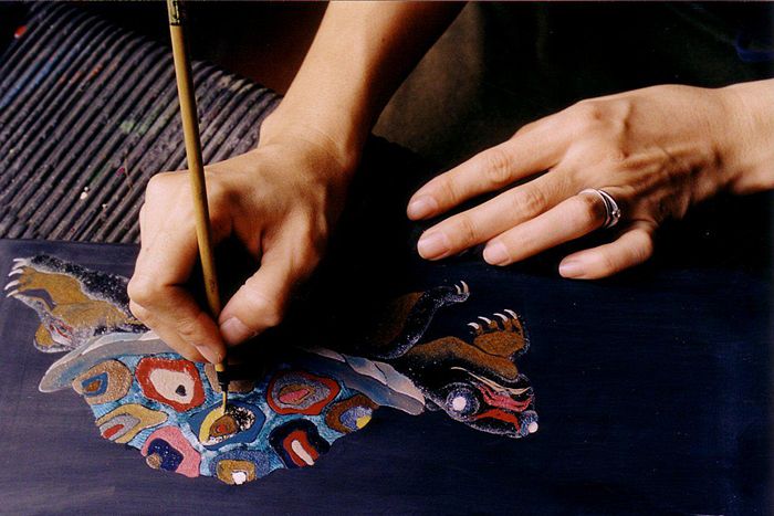 What's So Special About Vietnamese Sơn Mài (Lacquer Painting)? - Saigoneer
