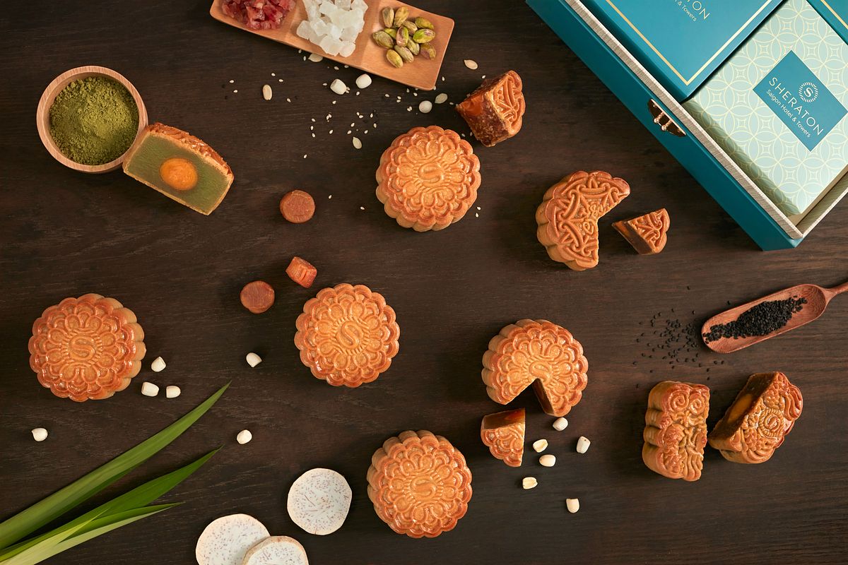 Sheraton Surabaya Presents an Enchanting Premium Baked Mooncake Collection  to Celebrates the Joy of Mid-Autumn Festival