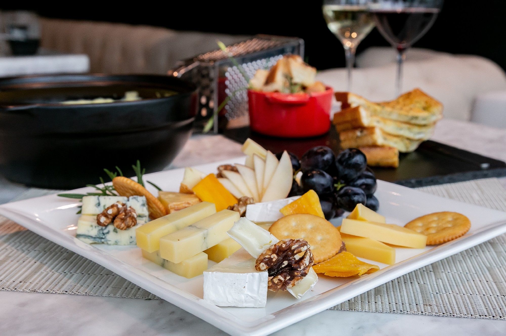 Wine+Cheese Buffet Le Meridien Saigoneer