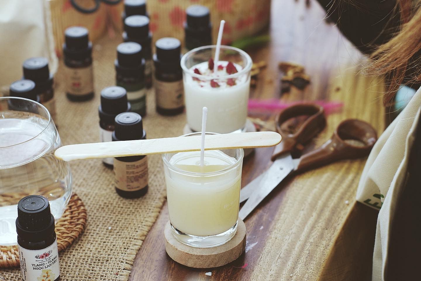 Art "NẾN THƠM Scented Candles" The Greenery Art Saigoneer