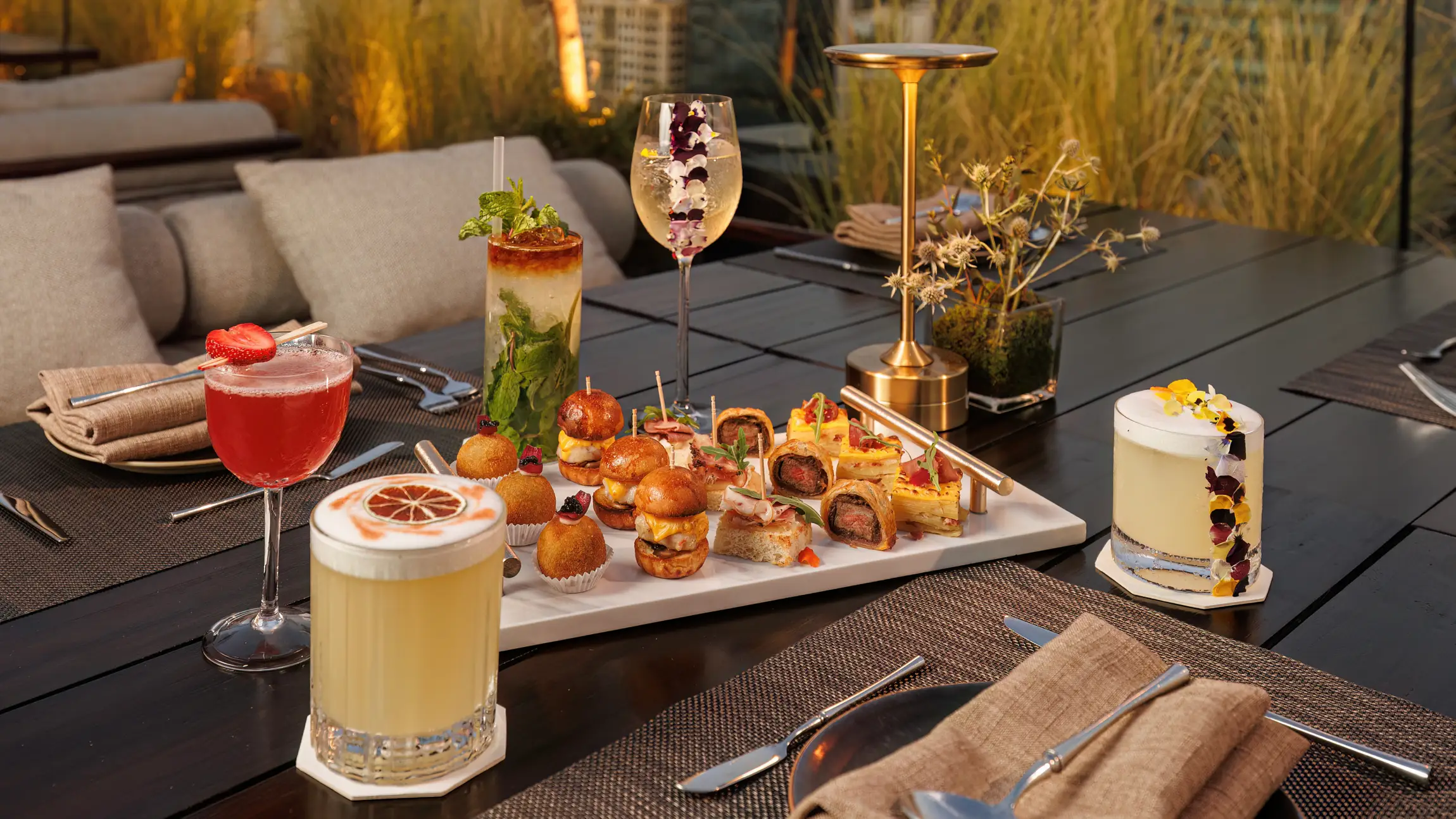 Sunset Sips Happy Hour Shri Lifestyle Dining Saigoneer