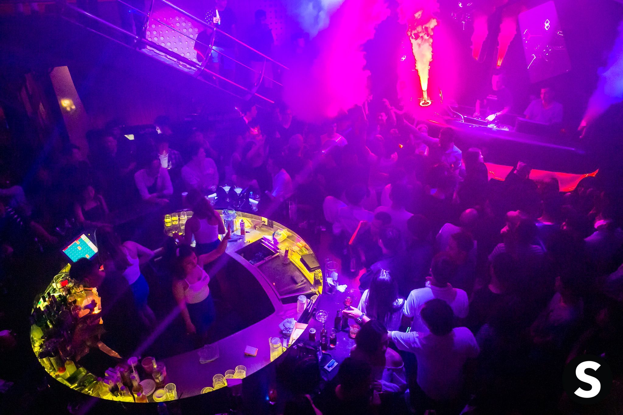 saturday-night-lush-saigoneer