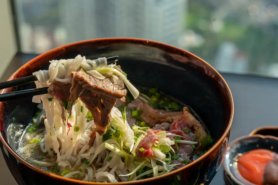 920k VND Landmark Pho Aims for the Clouds