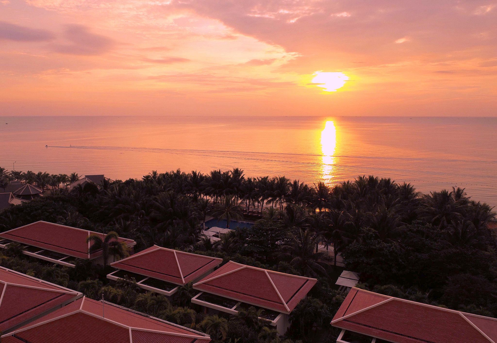 Salinda Boutique Resort Offers A Reprieve From Vietnam Heatwave On Phu