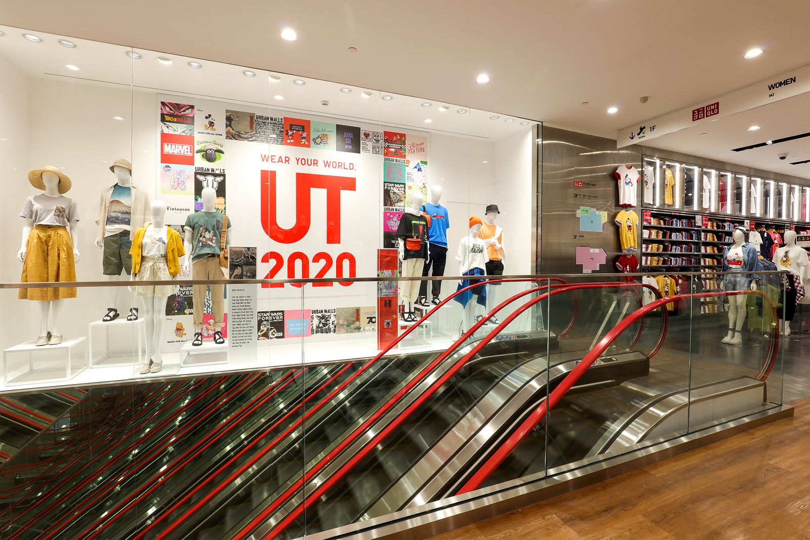 Experience the Japanese services with UNIQLOs new store at AEON MALL Long  Bien  AEONMALL Vietnam