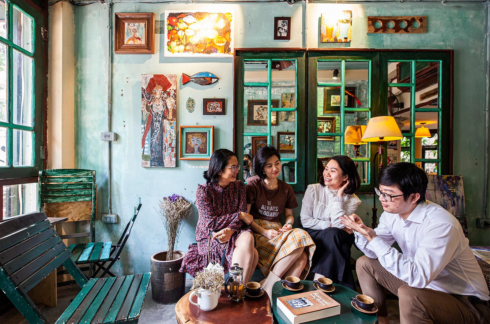 Kết quả hình ảnh cho Ngõ Nooks: Vegetarian Fusion Food, Artwork and Leafy Surrounds All Feature in This Urban Oasis